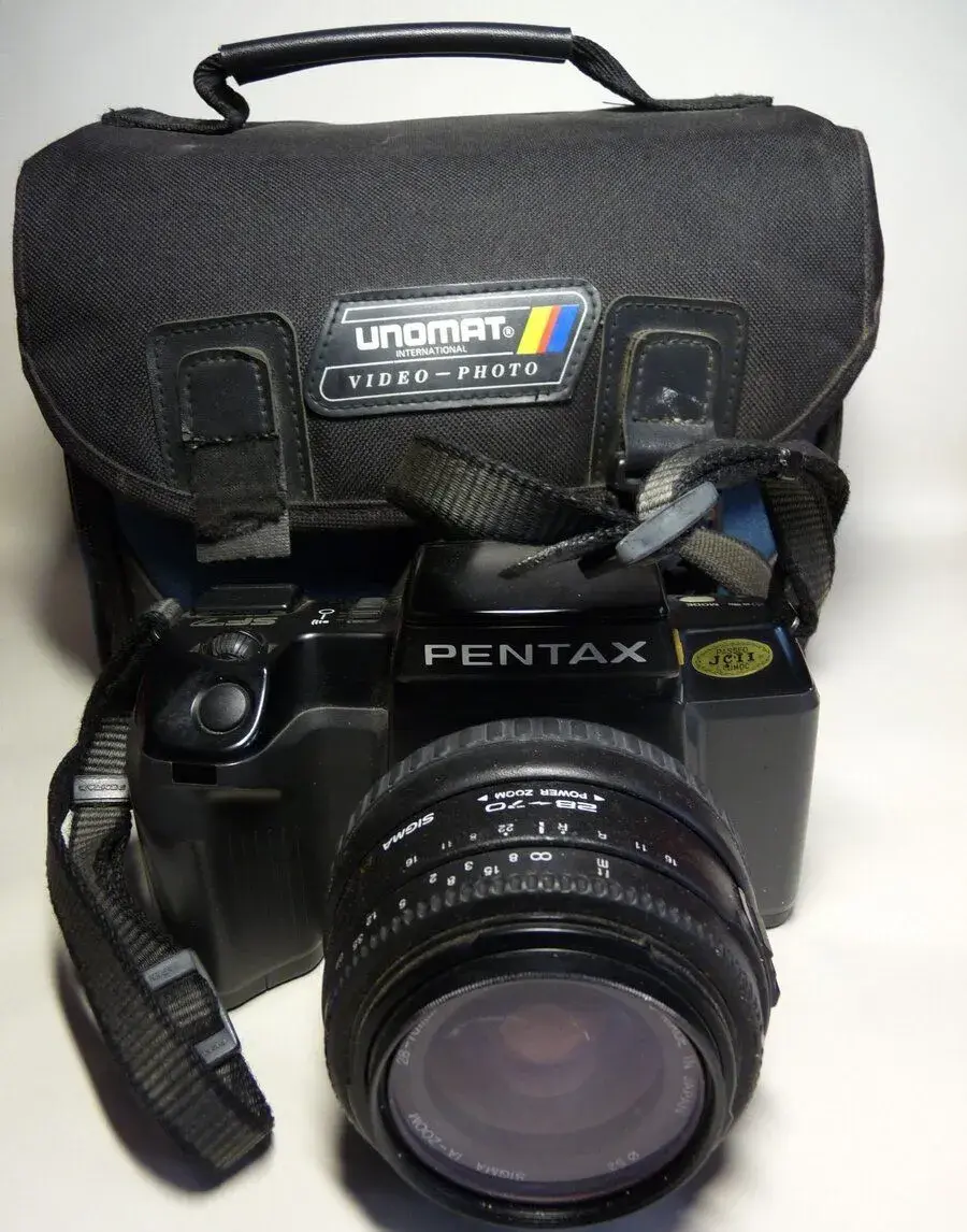 Digitalne a staré fotoaparáty a príslušenstvo