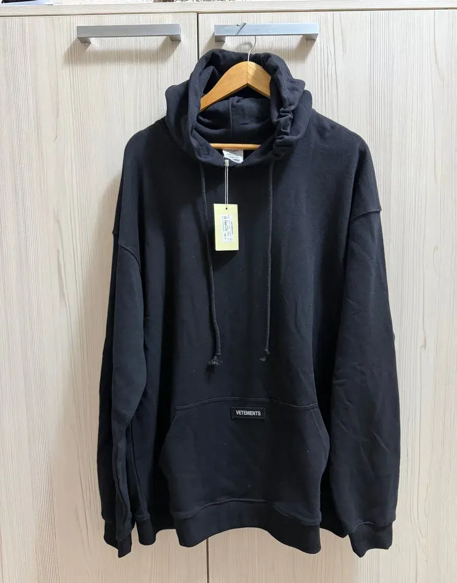 Vetements mikina.