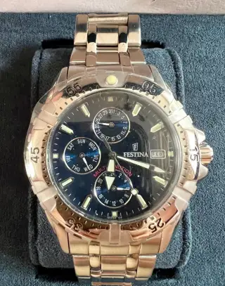 Hodinky Festina model F16059/4 nové