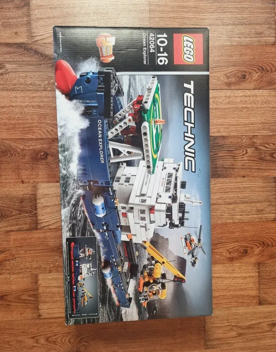 LEGO Technic 42064 Ocean explorer