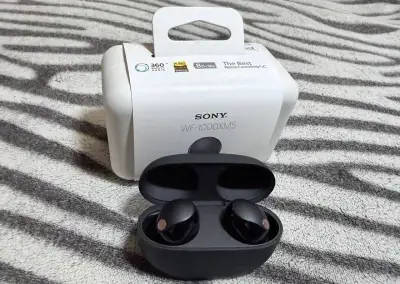Sony WF-1000XM5 čierne, ako nové