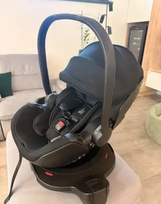 Autosedačka Britax Baby Safe Pro + Vario Base 5Z
