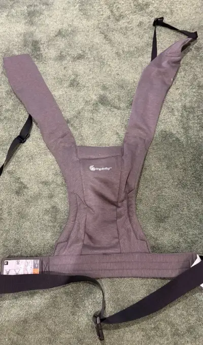 Nosic Ergobaby Embrace
