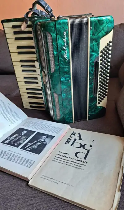 Akordeón melodia