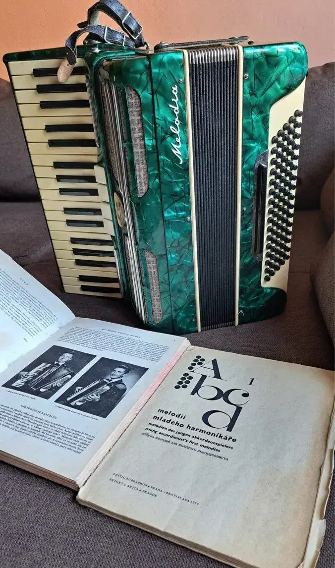 Akordeón melodia