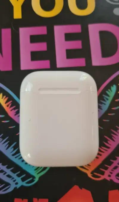 Apple Airpods A1602 nabíjacie puzdro