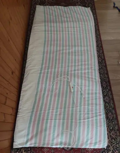 Elektrický vyhrievaný paplón