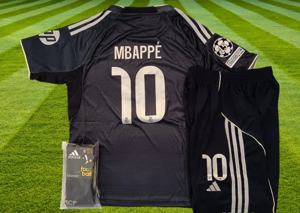 dres Mbappe Real Madrid CF darkblue/black 115-125