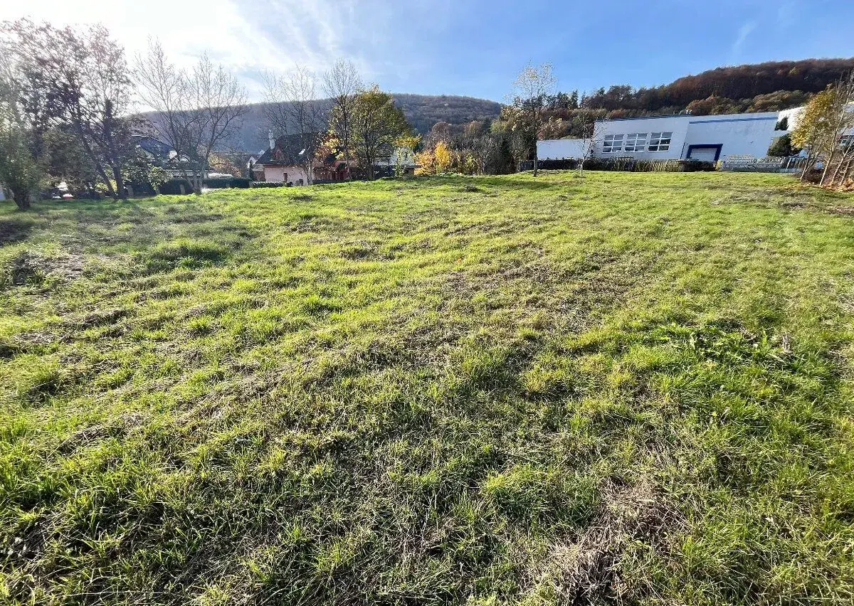 Na predaj - pozemok, Banská Bystrica, k.ú. Kremnička 980 m2