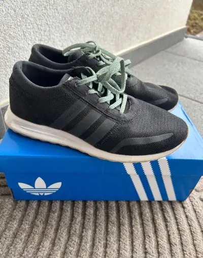 Adidas tenisky