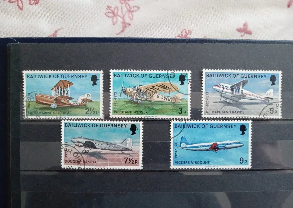 Poštové známky č.718 - Guernsey - lietadlá
