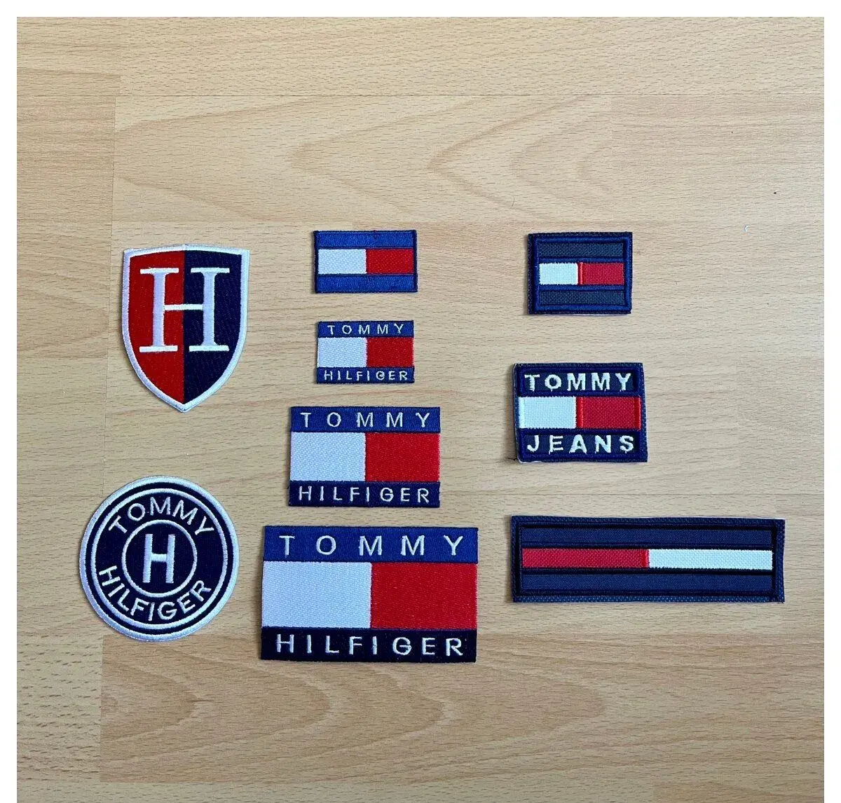 Nášivky - Tommy Hilfiger - nové, nepoužité