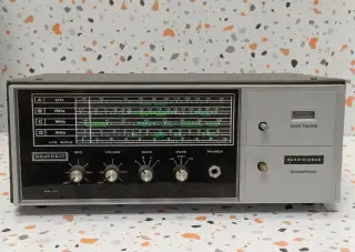 vintage krátko vlnný prijímač Heathkit SW-717 z 70. r