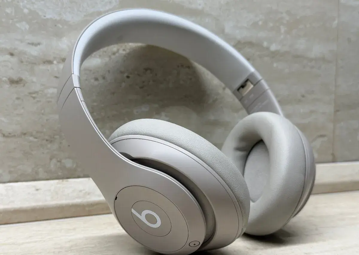 Beats Studio Pro Cream