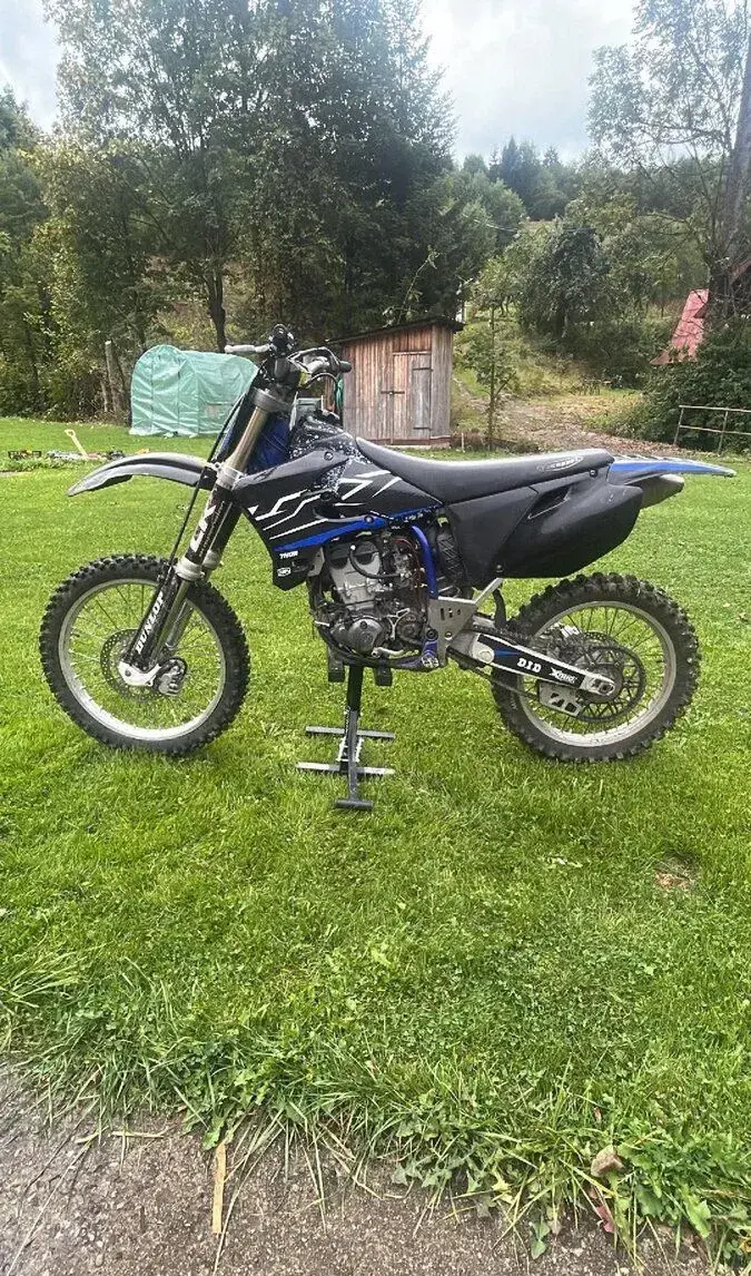 Yamaha yzf 250