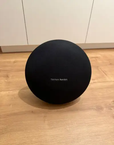 Harman Kardon Onyx Studio 4