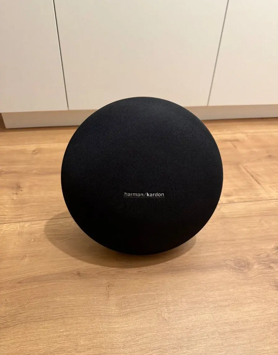 Harman Kardon Onyx Studio 4