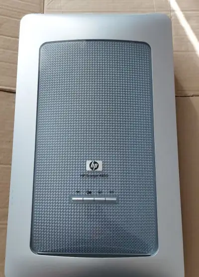 HP ScanJet 4850 - rezervované -