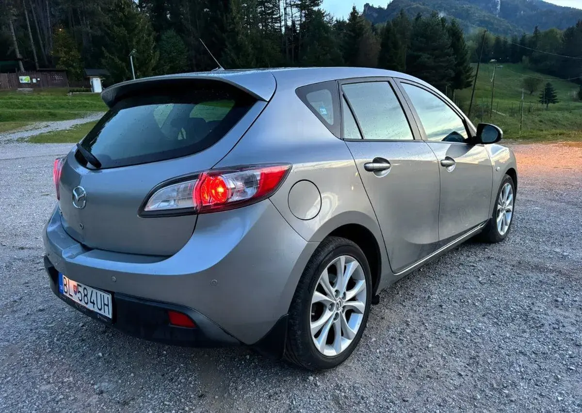 Mazda – 2011, 247 000 km