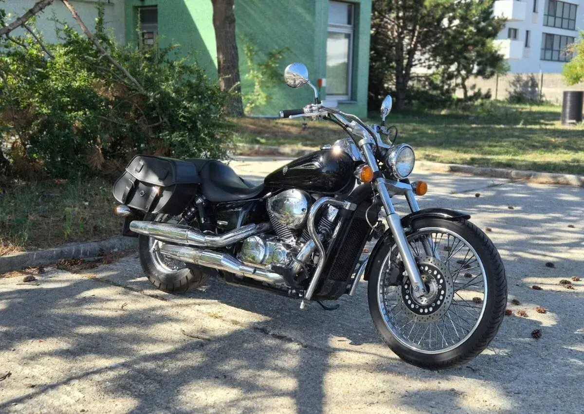 Honda Shadow VT750 C2 Spirit – STK 2030, nové pneu