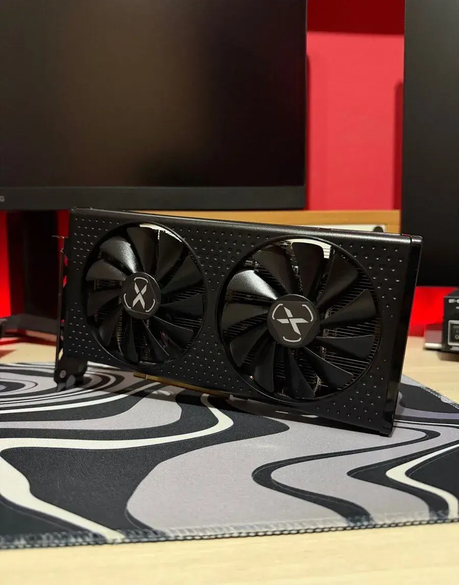 XFX RX 6650 XT 8GB