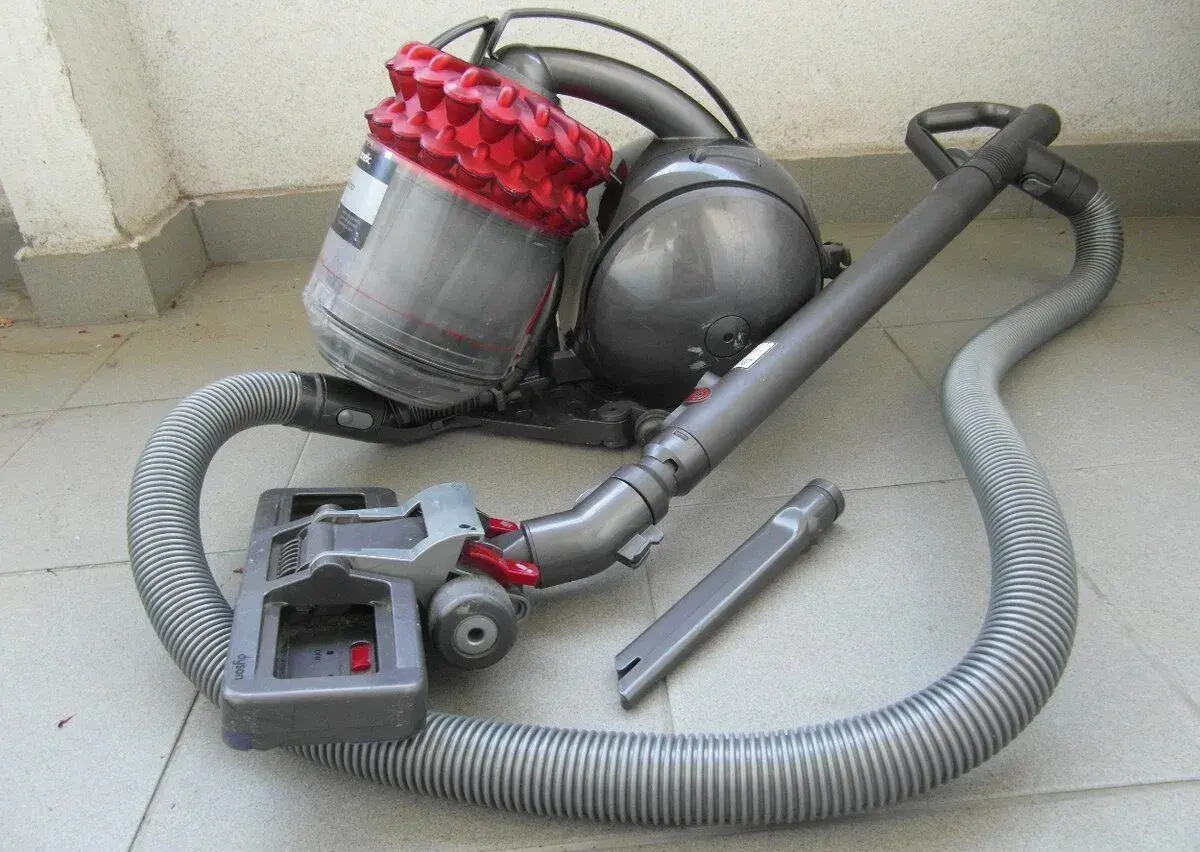 Dyson DC 52