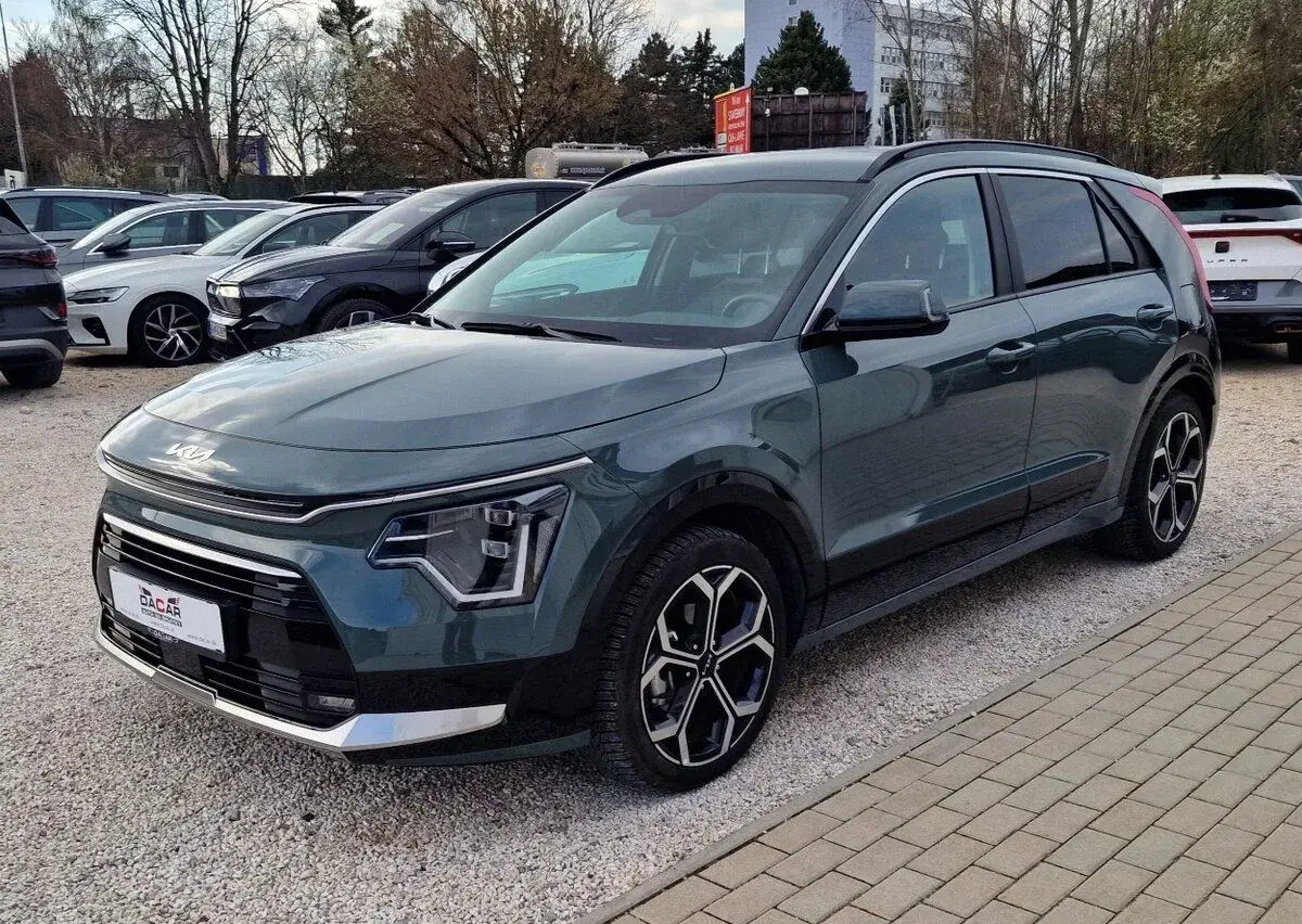 Kia NIRO – 2025, 5 710 km