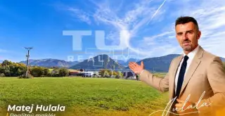 SLNEČNÝ A ROVINATÝ STAVEBNÝ POZEMOK VO VIŠŇOVOM – 590 m2