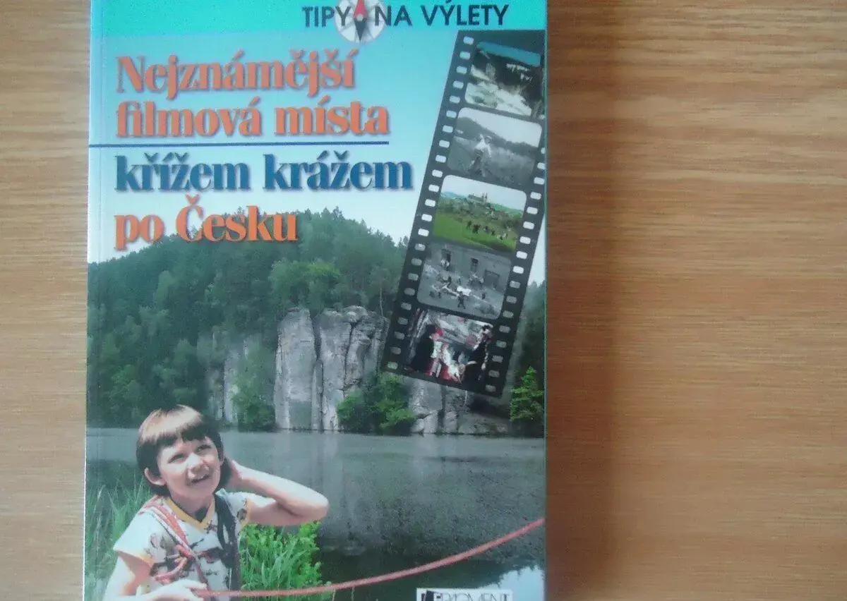 Kniha Nejznámější filmová místa, ako nová