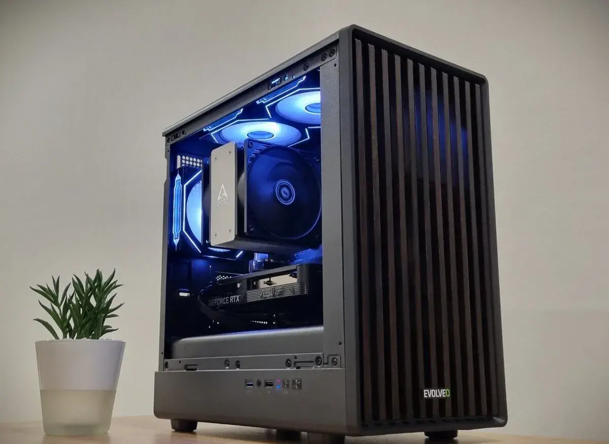 Herný PC /Ryzen 5 9600X, RTX 5060, 16GB RAM DDR5/