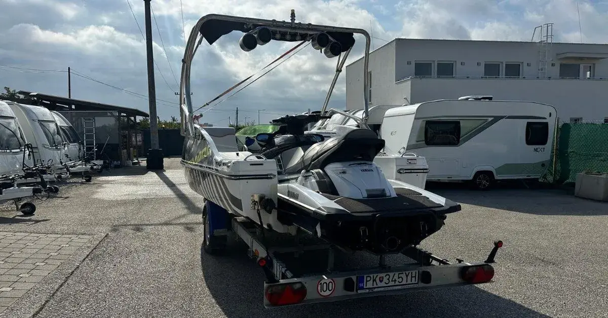 Yamaha FX HQ Crusier 2016 + WAVEBOAT 2015
