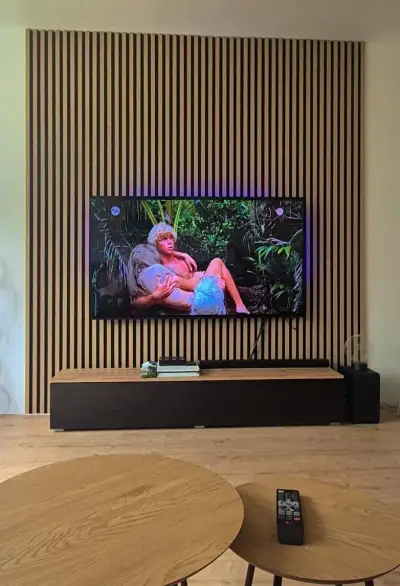 TV stolík - Nízka komoda pod tv