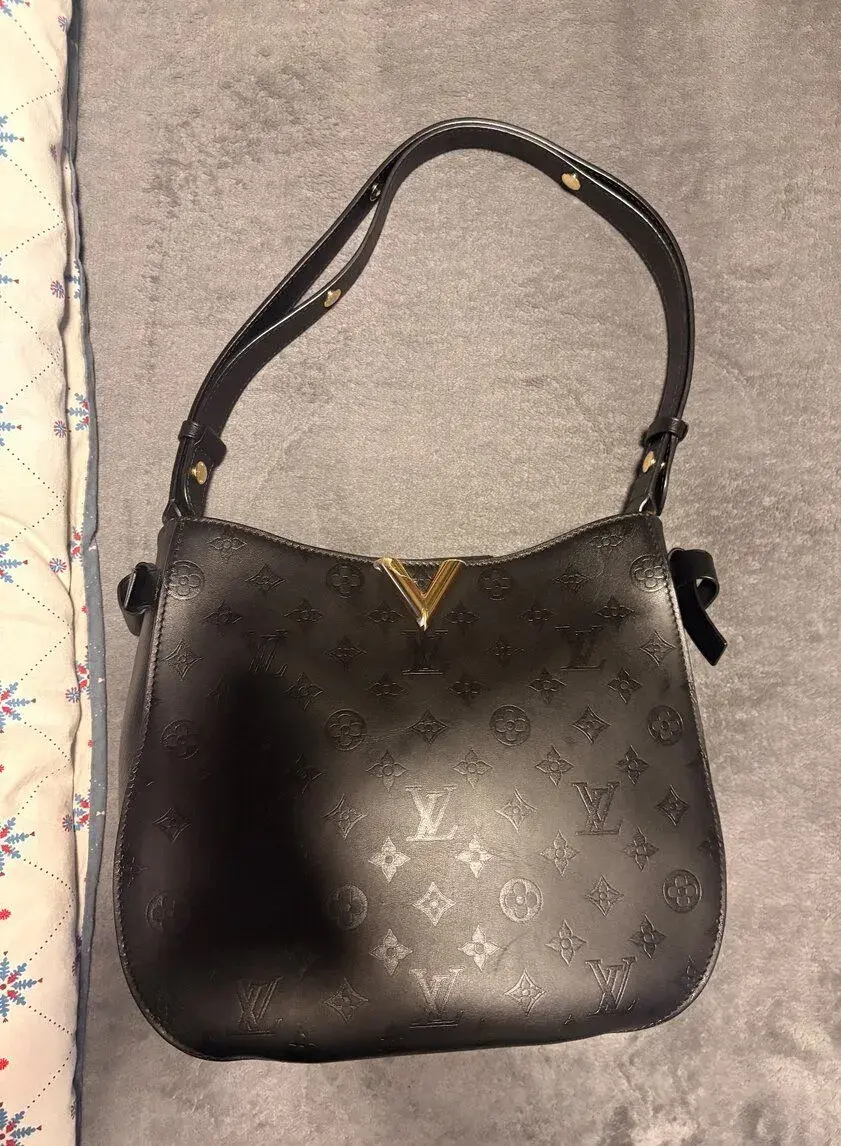 Louis Vuitton kabelka HOBO cierna