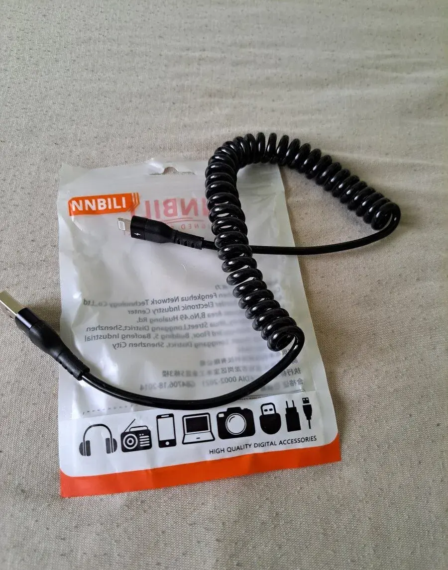 iPhone nabijaci kábel
