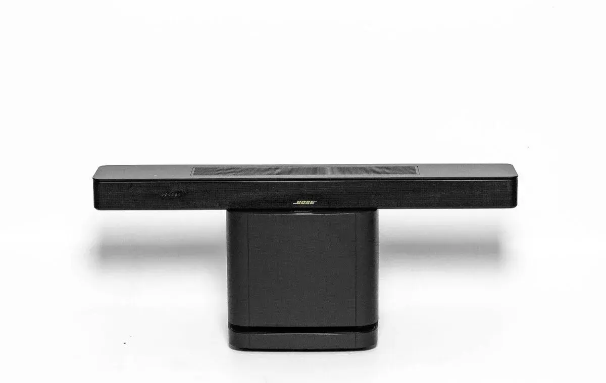 BOSE Smart Soundbar 600 + Bose Bass Module 500