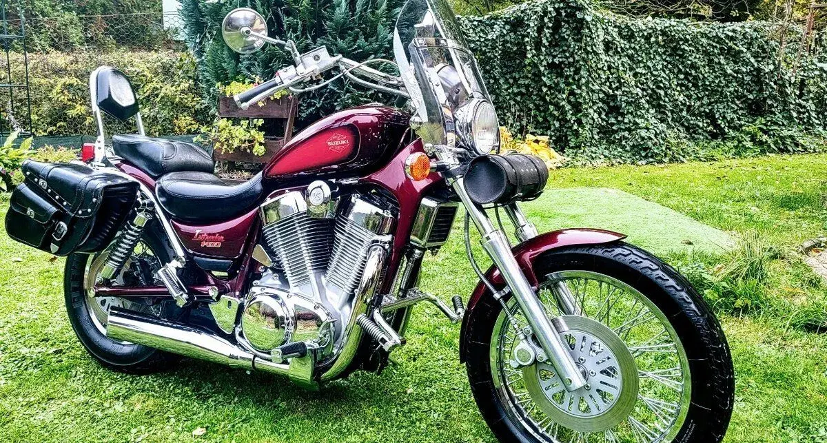 SUZUKI INTRUDER 1400 / r.1994, KRÁSNY originál stav
