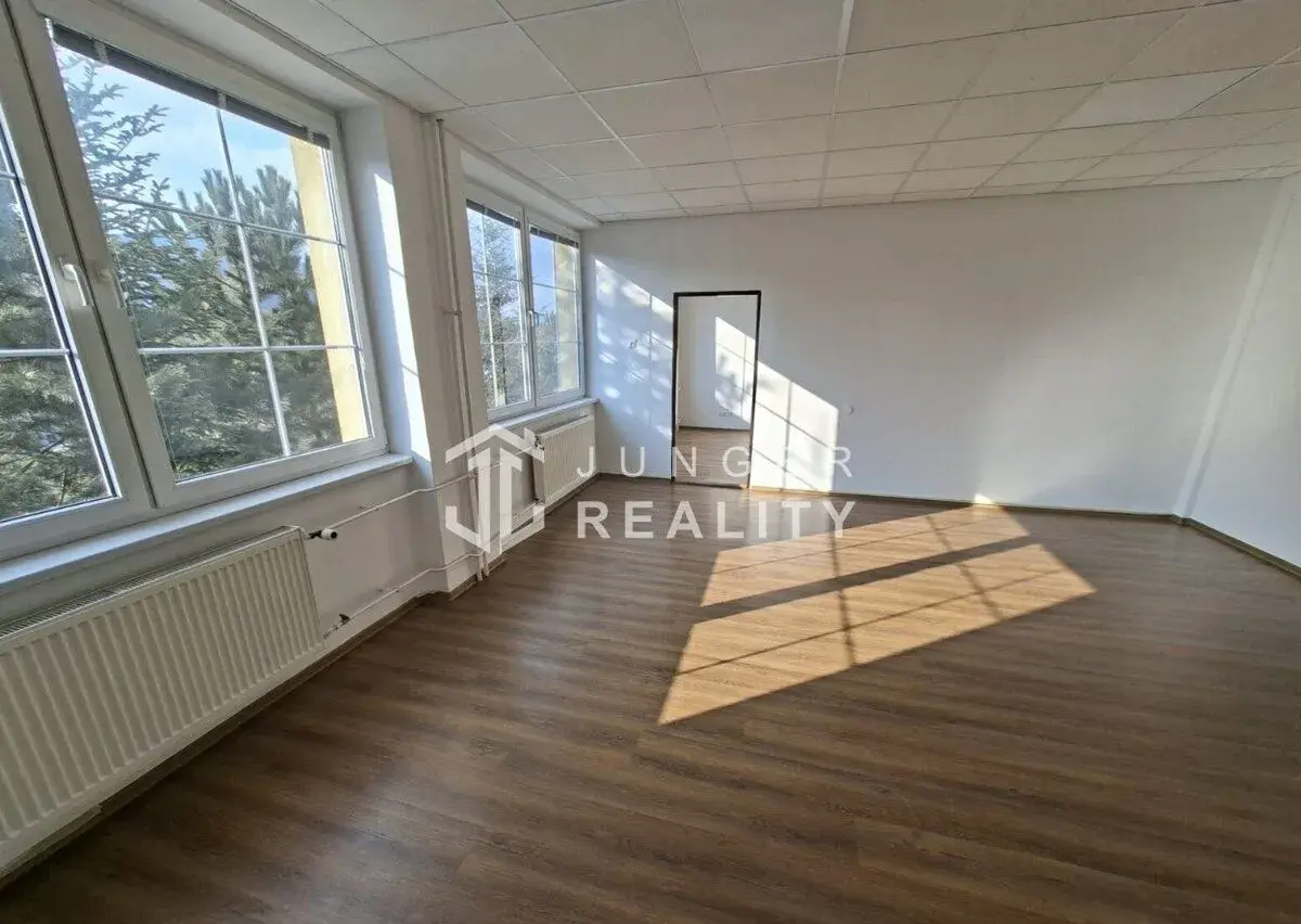 Na prenájom kancelárske priestory v centre mesta Rožňava