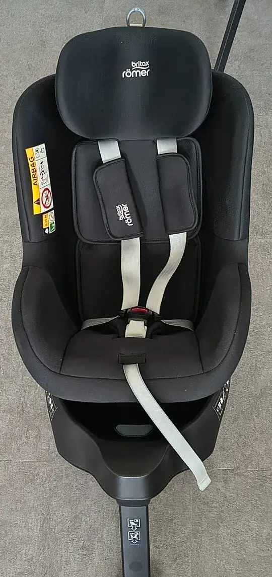 Britax Römer Dualfix M Plus i- Size