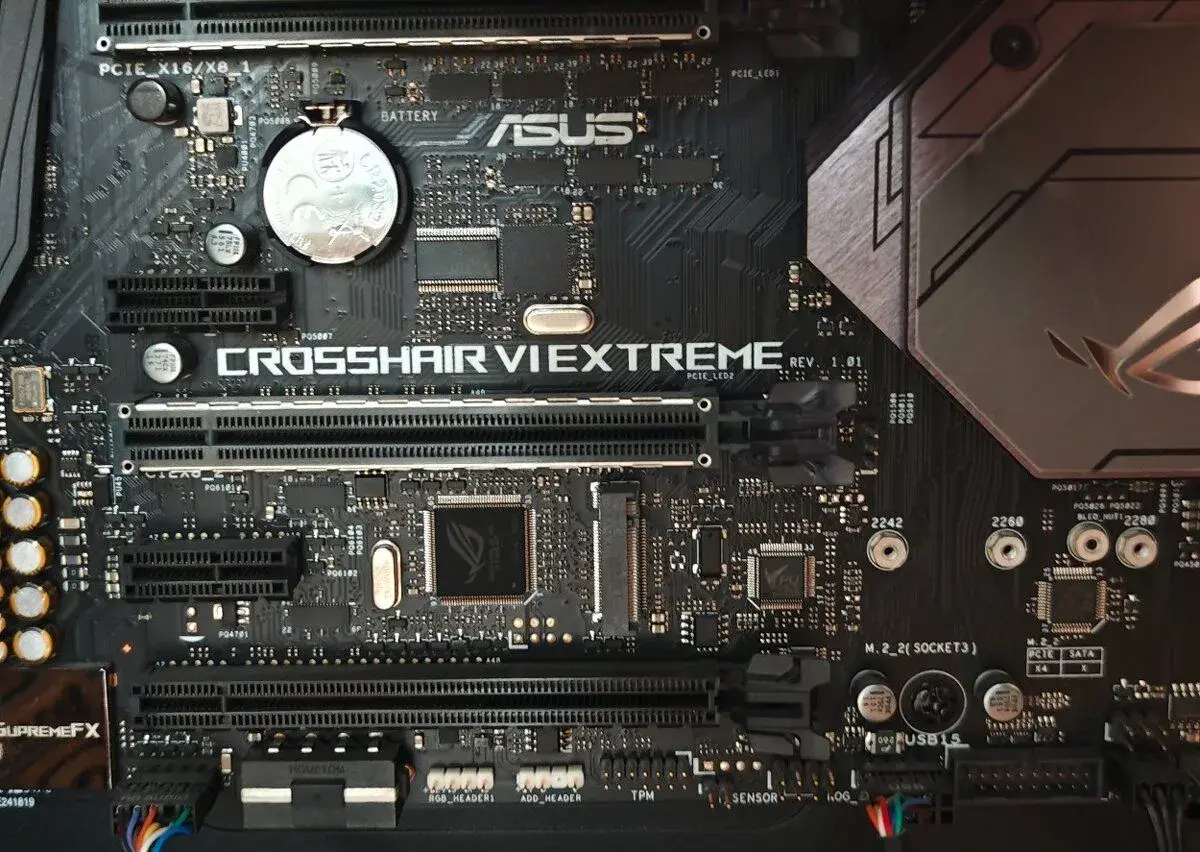 Základná doska + 16GB RAM + procesor AMD + chladič CPU