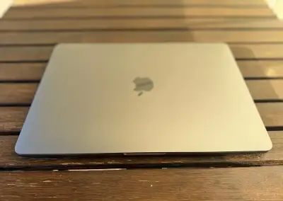Apple MacBook Pro 2019, 256Gb