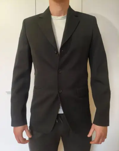 Čierne sako