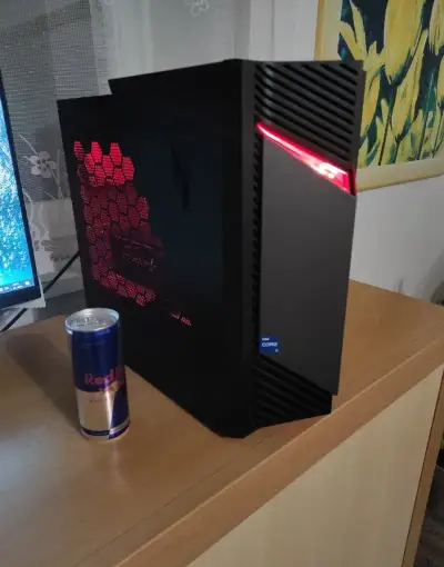 Acer Nitro (i5-13400F, RTX 4060 8GB, 16GB RAM, 1TB SSD)