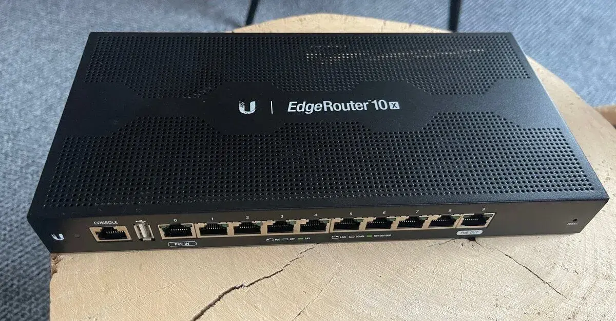 Plnefunkčný 1Gbit EdgeRouter 10x
