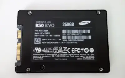 250GB SSD SAMSUNG 850 Evo 2.5" SATA