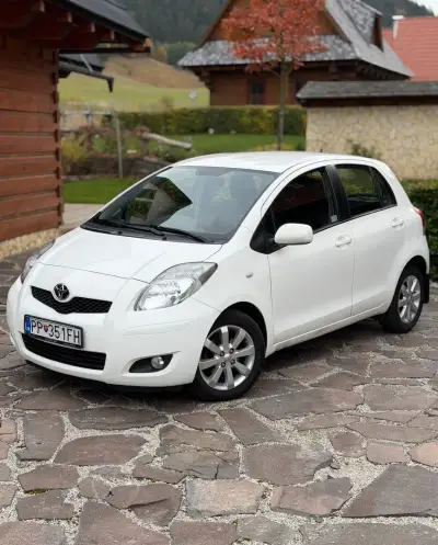 Toyota Yaris – 2010, 125 500 km