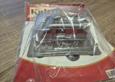 Kovový model Tatra 805 - Expedice Hanzelka a Zikmund