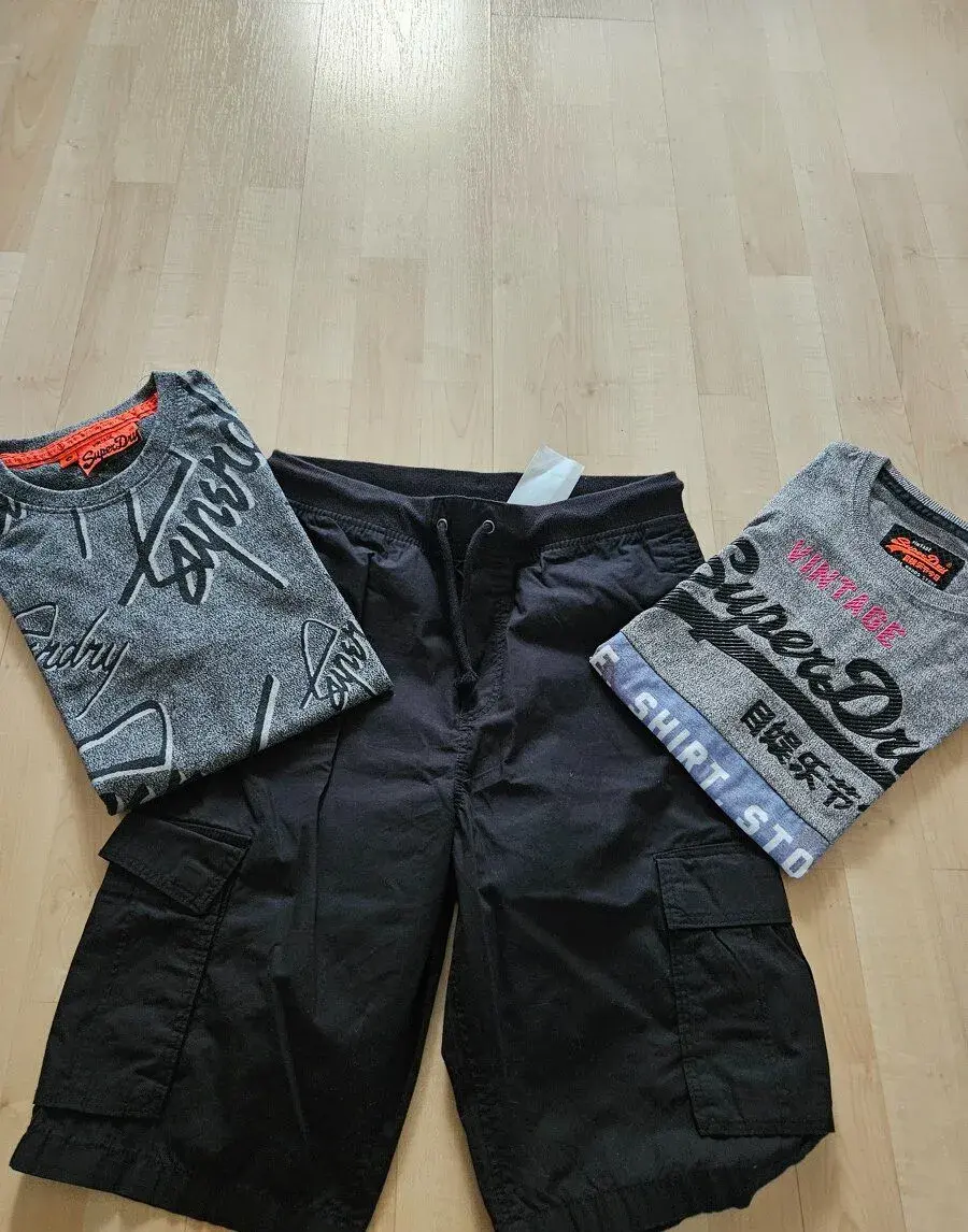Nové kraťasy H&M a 2x tričko Superdry