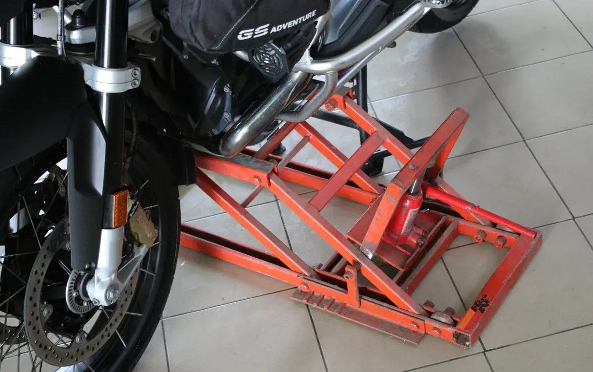hydraulický zdvihák na motorky a štvorkolky