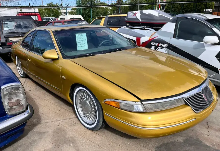 Lincoln continental Mark VIII V8 Benzin 205 kW rv:1993
