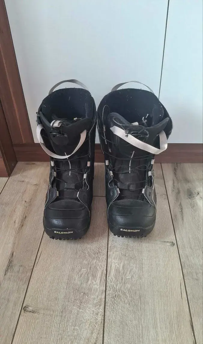 Snowboardove topánky , sedia na veľkosť 44
